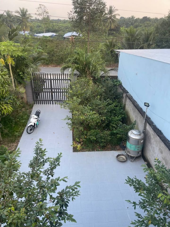 Nhà mặt tiền đường 90A, phường Mỹ Phong, 340m² giá 5.5 tỷ - Tiện nghi, thoáng mát!