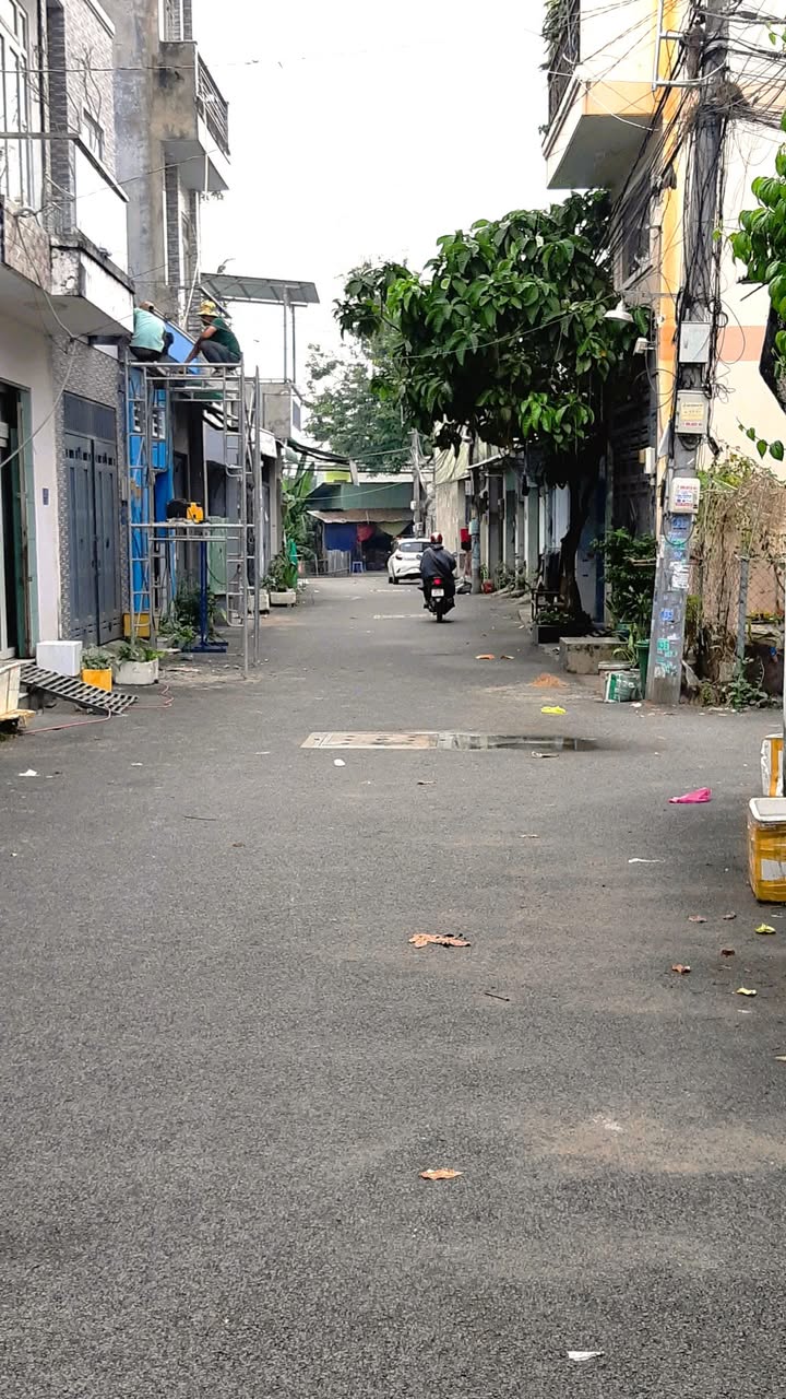 Nhà bán tại đường Võ Văn Hát, Thủ Đức, 48m² giá 2.88 tỷ - Sẵn sàng vào ở ngay!