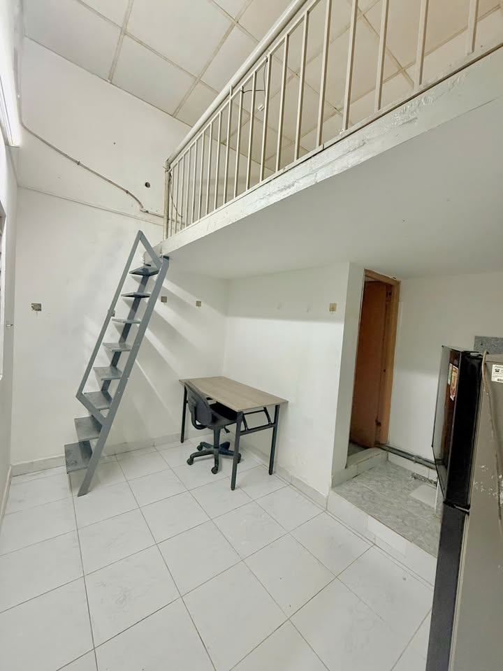 Phòng Duplex cho thuê hẻm 573 Sư Vạn Hạnh, quận 10 - Nội thất đầy đủ, giá tốt!