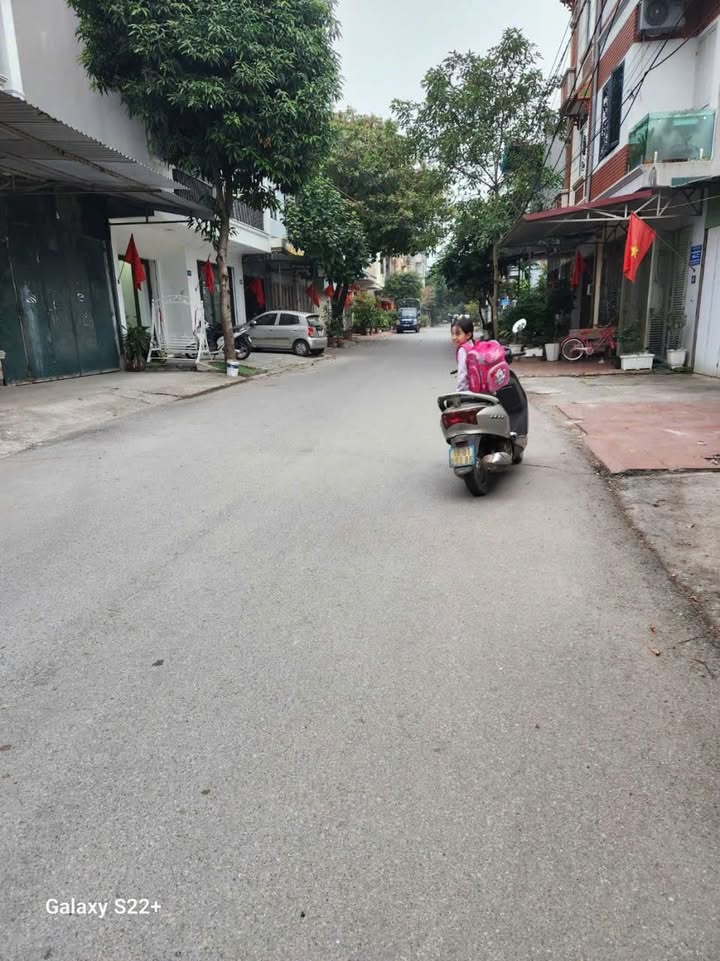 Đất nền Nông Trang - Việt Trì 78m² giá 3 tỷ - Vị trí trung tâm thuận lợi!