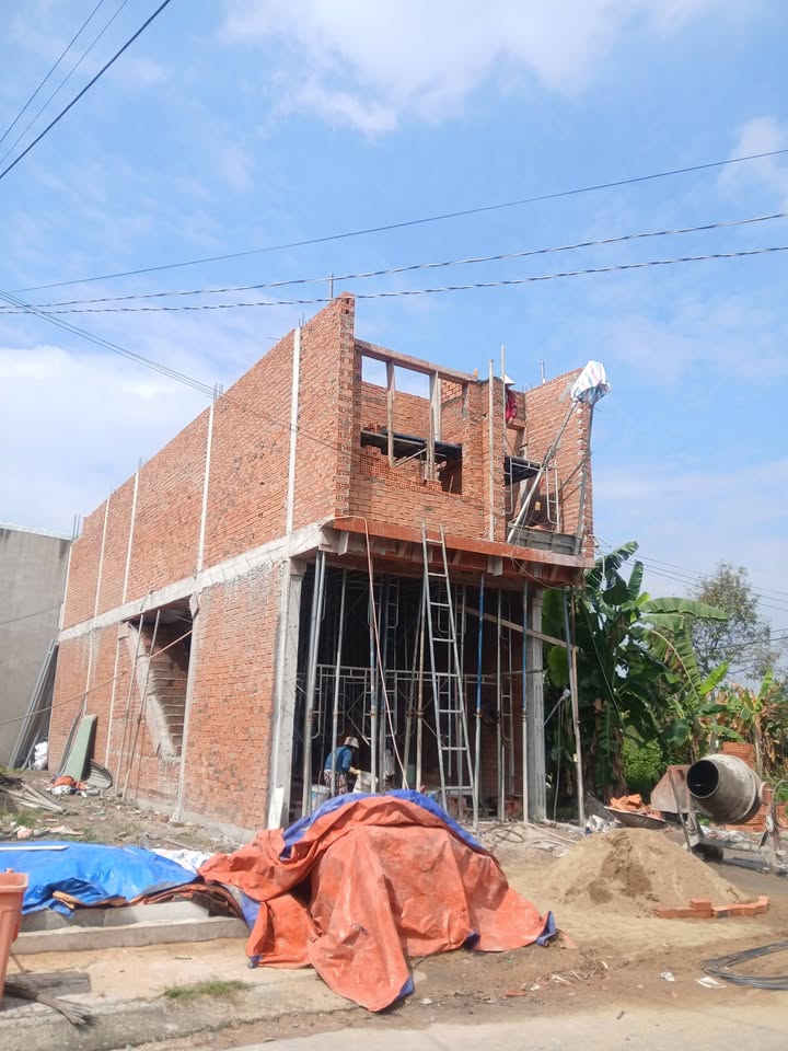 Nhà 1 trệt 1 lầu Khu Lavender Vĩnh Cửu 90m² giá 2.75 tỷ - Sổ đỏ chính chủ, ở ngay!