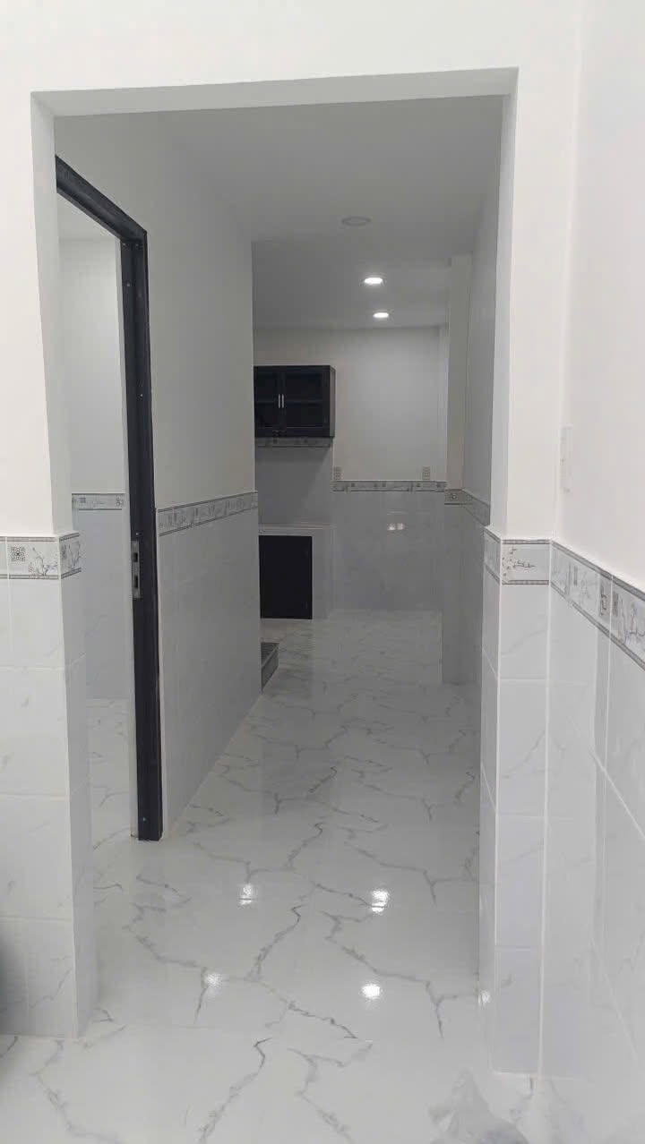 Nhà mặt tiền đường thông P. Bình Trưng Đông, Thủ Đức 62m² giá 6.8 tỷ - Đầu tư sinh lời ngay!