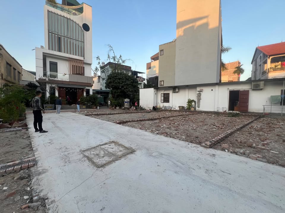 Đất nền ngõ 68 Ngọc Thụy 50m² giá 12 tỷ - Đầu tư sinh lời ngay!