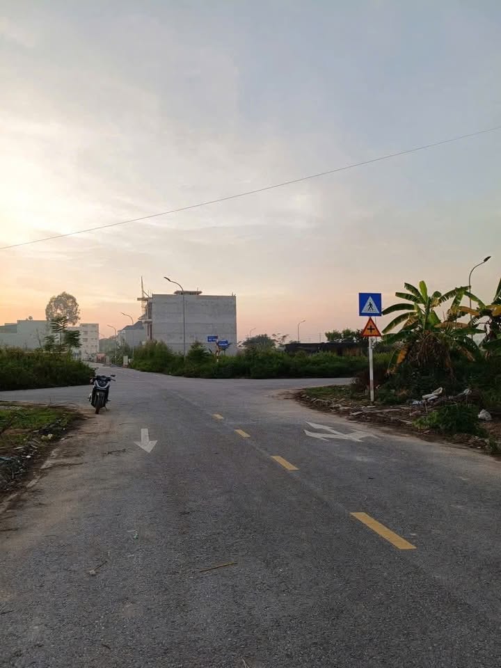 Đất nền góc Phan Bội Châu, Đa Mai, Bắc Ninh 101m² giá 4 tỷ - Sổ đỏ chính chủ, chuyển nhượng ngay!