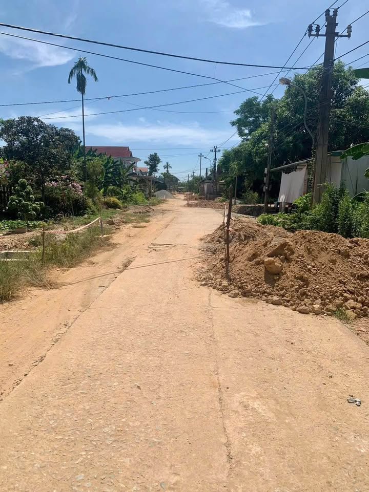 Đất nền Hương Chữ Hương Trà 114m² giá chỉ 800 triệu - Cơ hội đầu tư tuyệt vời!