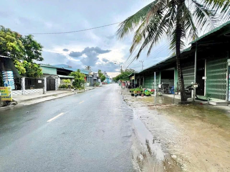 Nhà mặt tiền Nguyễn Chí Thanh, Trà Nóc, Bình Thủy, 54m² - Đầu tư sinh lời hấp dẫn!