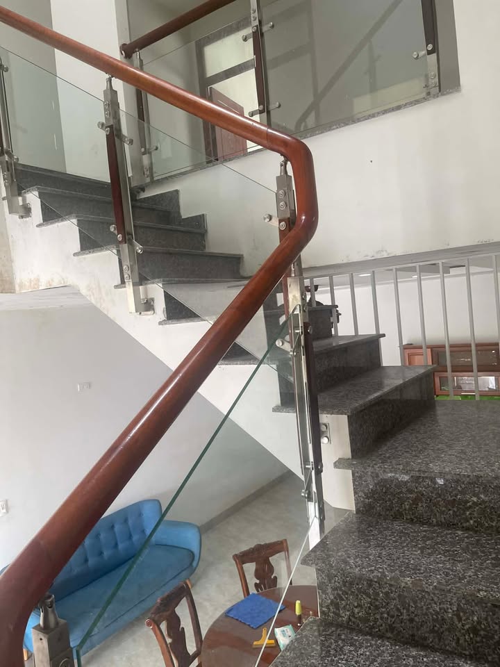 Nhà 3 tầng đường Diên Hồng, KĐT Hòa Xuân 100m² giá 8.7 tỷ - Đầu tư sinh lời!