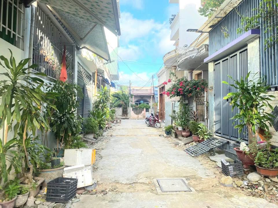 Đất nền Nguyễn Khuyến, Vĩnh Hải 112.4m² giá 4.95 tỷ - Hẻm ô tô gần biển