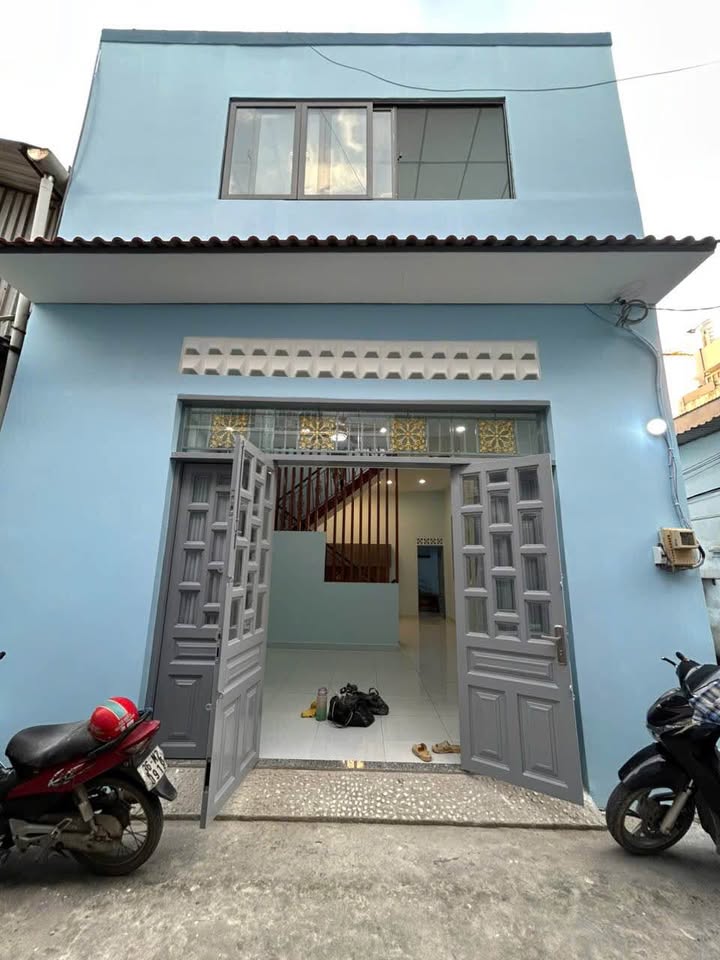 Nhà bán quận Bình Tân 75m² giá 4.8 tỷ - Sổ hồng riêng, vừa sửa đẹp!