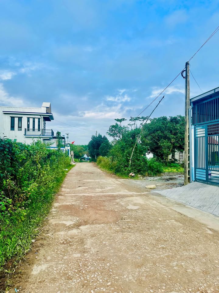 Đất nền Tôn Thất Sơn, Thủy Phương 120m² giá 800 triệu - Sổ hồng chính chủ!