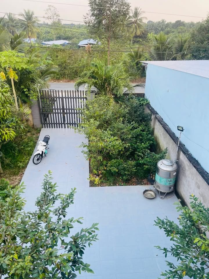 Nhà mặt tiền đường Huyện 90A, Mỹ Tho 340m² giá 5.5 tỷ - Chính chủ bán gấp!