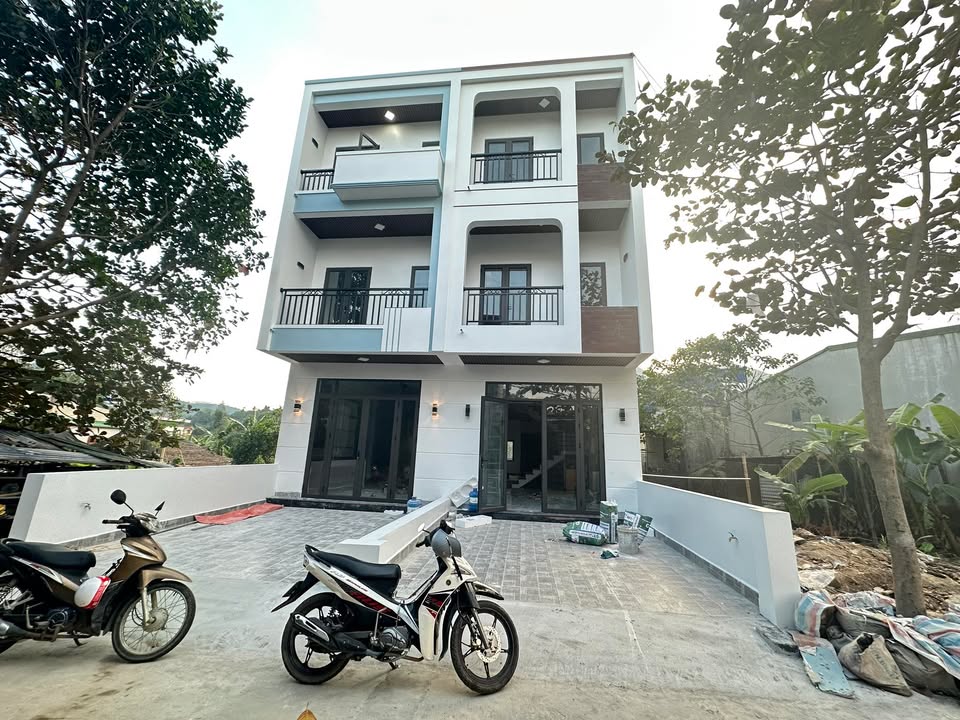 Nhà 3 tầng mới xây tại Ngọc Đường, 85m² - Khu đông dân cư, giá thỏa thuận!