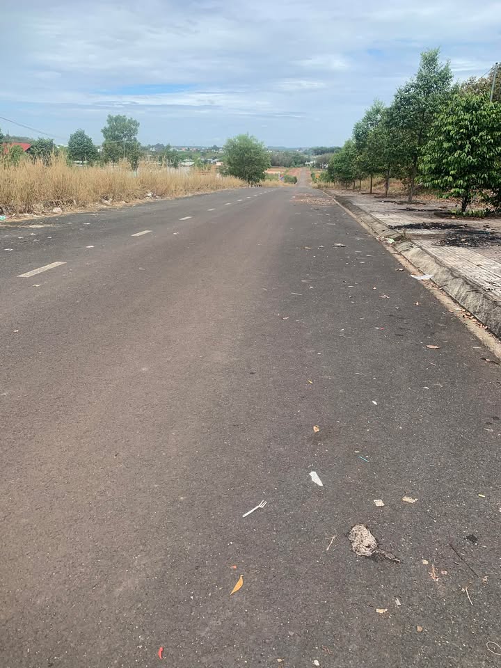 Đất nền Tiến Hưng Đồng Xoài 200m² giá 1 tỷ - Mặt tiền đường Trường Chinh