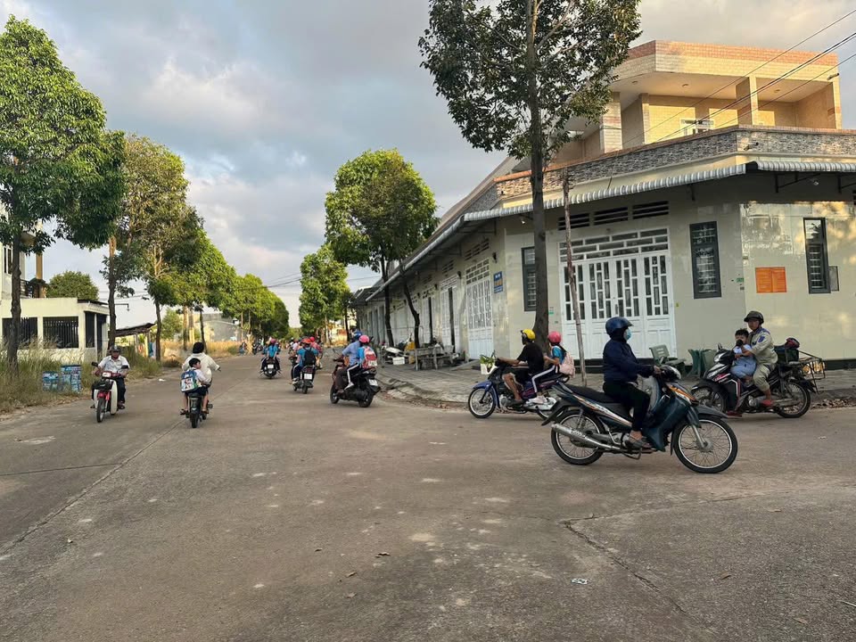 Đất nền Chánh Phú Hòa 5m² giá 1.7 tỷ - Vị trí ngay trường học