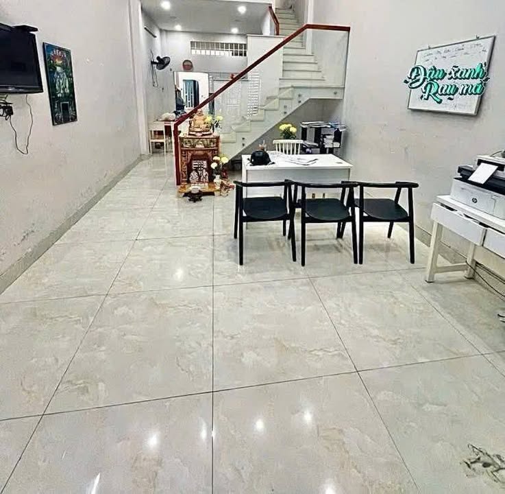 Nhà phố Tân Thới Nhất Q12 88m² giá 5.5 tỷ - Sổ hồng chính chủ, vị trí đắc địa!