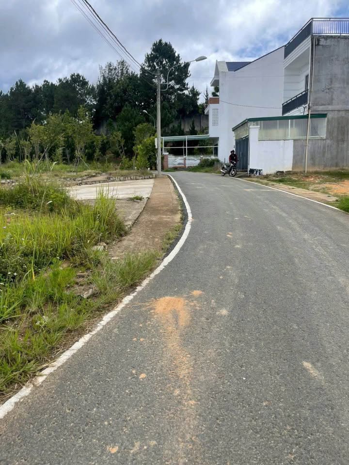 Đất sổ riêng 85m² tại phường Langbiang, Đà Lạt giá 4.8 tỷ - Đầu tư sinh lời ngay!