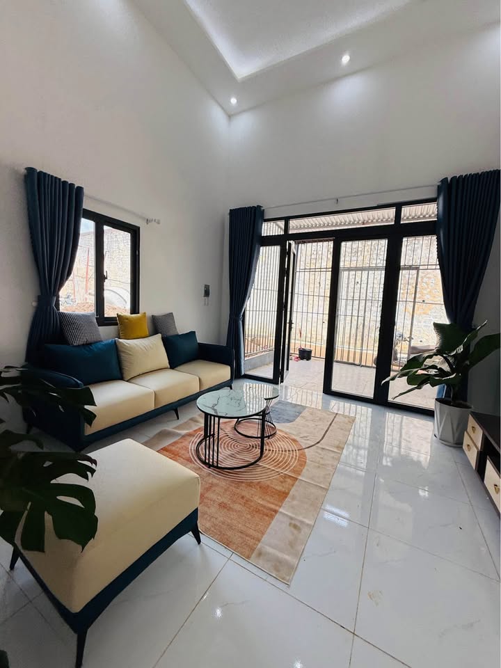 Nhà phố An Sơn, phường 4, Đà Lạt 80m² giá 1.95 tỷ - Hẻm ô tô tận cửa!