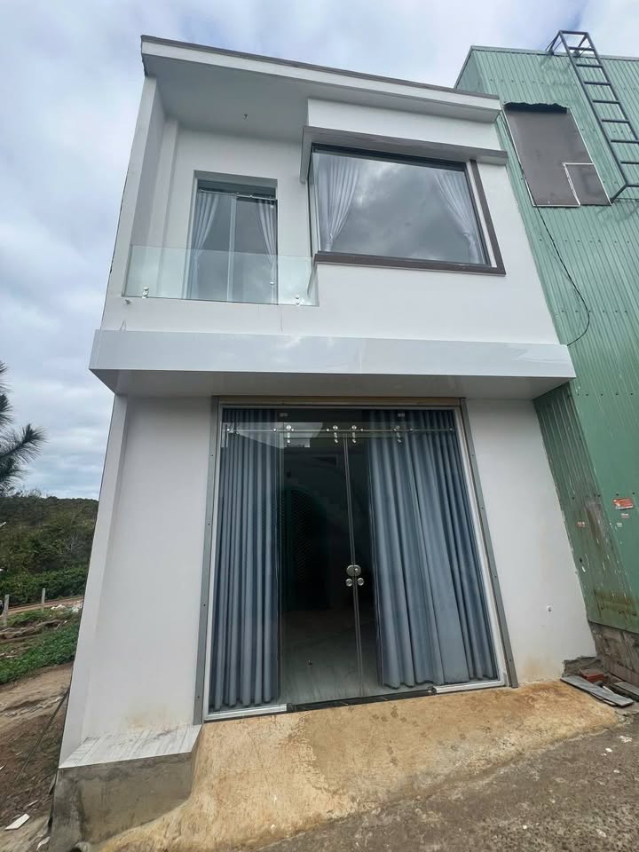 Nhà riêng hẻm 107 Nguyễn Thiếp, Pleiku 60m² giá 1.27 tỷ - Hướng Đông, sổ hồng chính chủ!