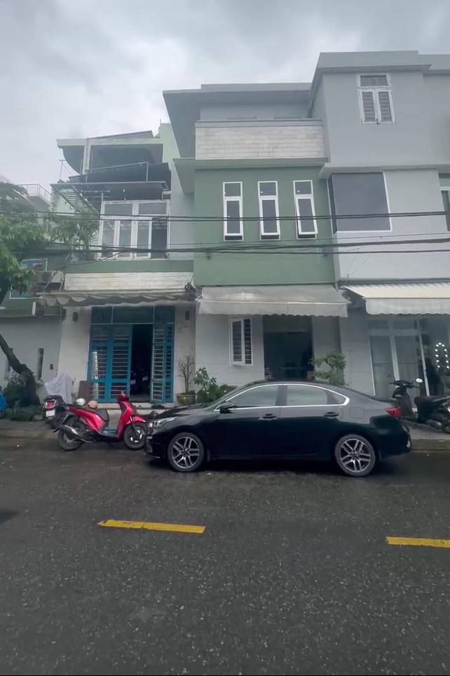 Nhà 3 tầng mặt tiền Lê Quang Sung 112m² giá 12 tỷ - Đầu tư sinh lời ngay!