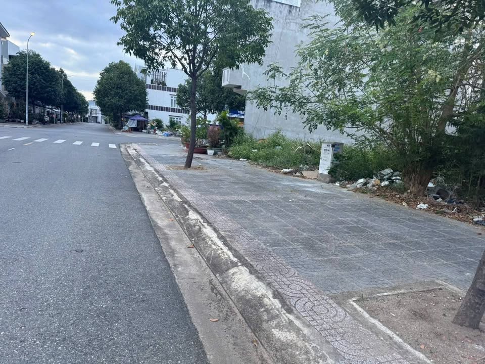 Đất nền mặt tiền Nguyễn Văn Trỗi, TP Bà Rịa 90m² - Kinh doanh sầm uất!