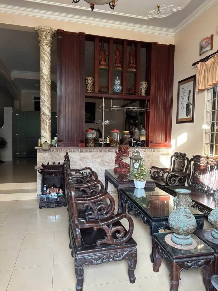 Nhà cho thuê mặt tiền Đoàn Thị Điểm, Vũng Tàu 100m² - Nhà mới đẹp, đầy đủ tiện nghi!