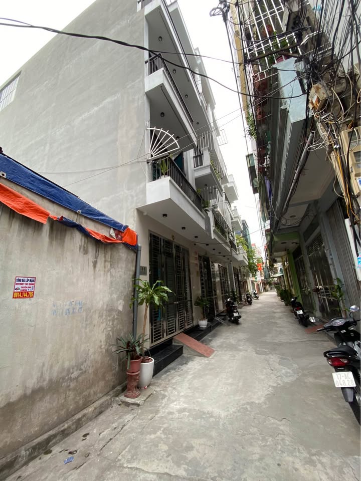 Bán đất tặng nhà cũ tại đường Lý Thái Tổ, Quang Trung 66m² - Ô tô vào tận nơi!