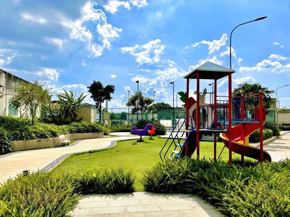 Căn hộ Centum Wealth Thủ Đức 55m² giá 2.99 tỷ - Căn góc, ánh sáng tự nhiên!