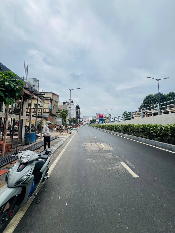 Đất nền đường Phan Đình Giót, quận Tân Bình, 55m² giá 12.8 tỷ - Đón sóng nhà ga T3!