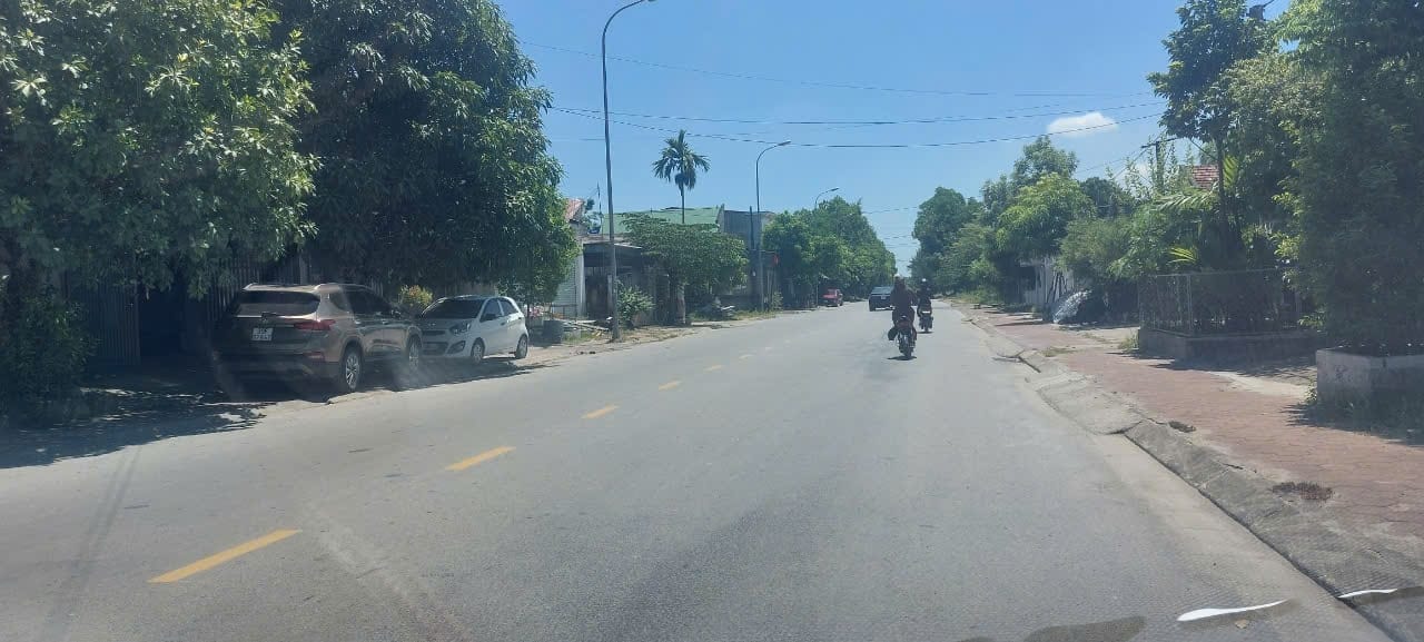 Lô đất 2 mặt tiền khu HUB phường Nguyễn Du TP Hà Tĩnh 180m² giá 5 tỷ - Cơ hội đầu tư sinh lời!