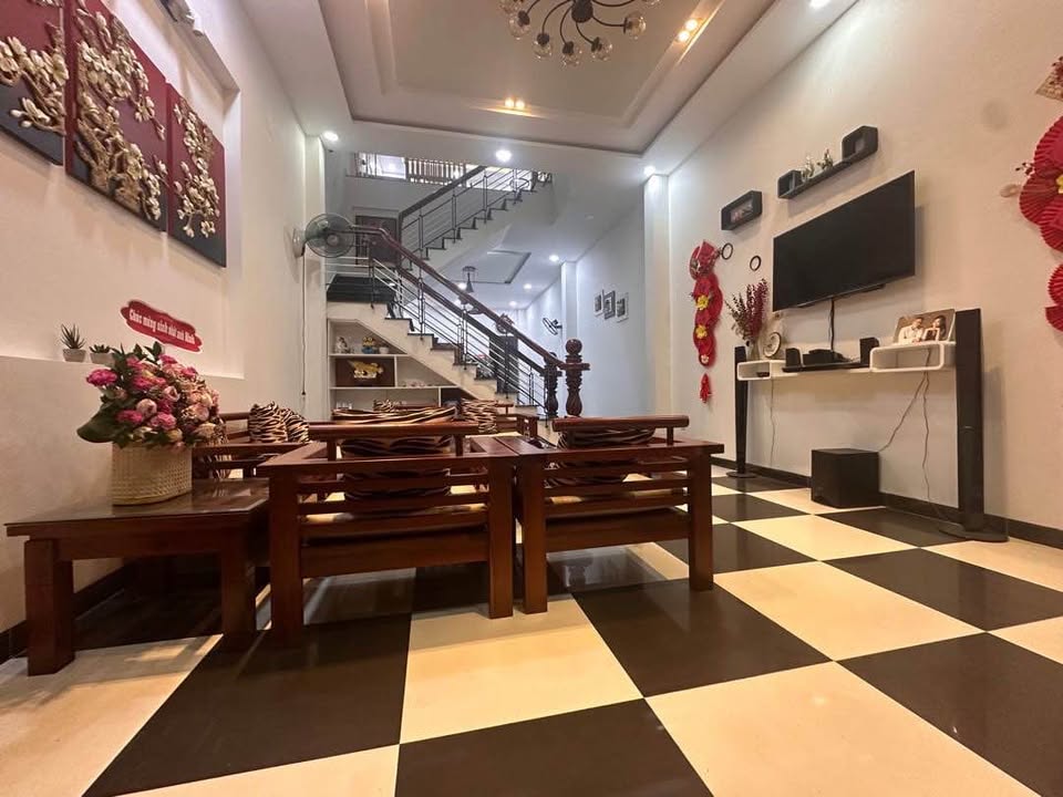 Nhà 3 tầng Hòa Cường Nam, Hải Châu 107m² giá 11 tỷ - Đầu tư lý tưởng gần Sông Hàn!