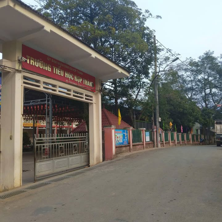 Lô đất thổ cư 200m² tại thôn Cáng 2, xã Hợp Thành, giá 950 triệu - Đối diện cổng trường tiểu học!