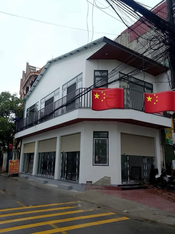 Cho thuê nhà 2 tầng Nguyễn Du 20 triệu - Phù hợp cho văn phòng, ngân hàng