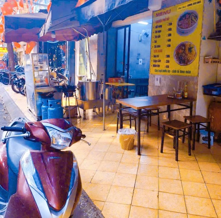 Store cho thuê Nghĩa Tân 42m² giá 9.9 triệu - Mặt tiền rộng, setup đẹp!