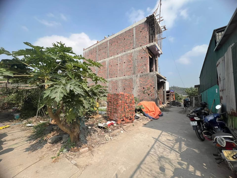 Đất nền tại ngõ 166 Hà Lầm 67,5m² giá 2 tỷ - Hướng Đông, ô tô vào tận nơi!