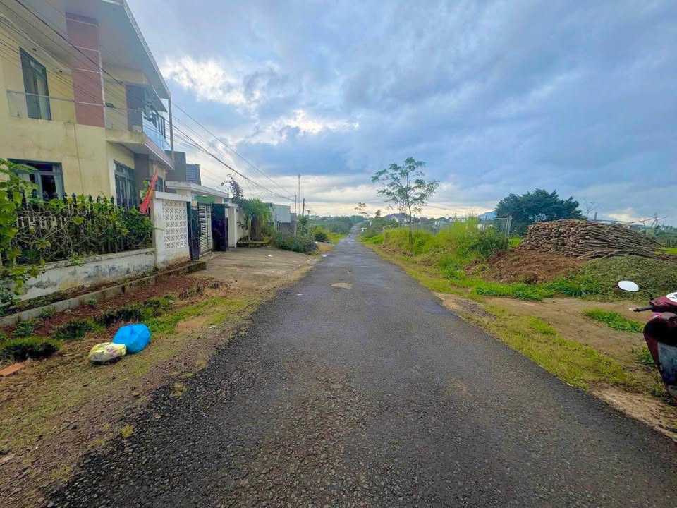 Đất nền Bảo Lộc 50m² giá 2.2 tỷ - Mặt tiền Trần Nhật Duật, thương lượng ngay!