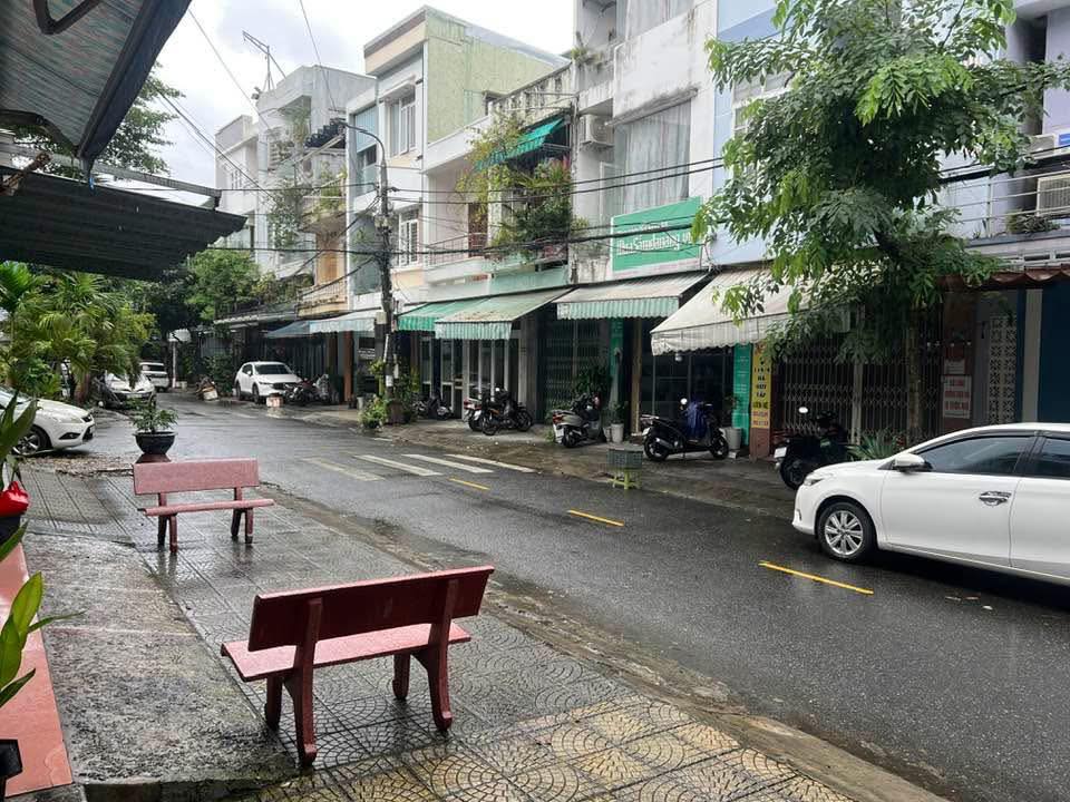 Nhà 2 tầng mặt tiền Lương Ngọc Quyến, Hải Châu, Đà Nẵng, 48m² giá 6 tỷ - Đầu tư sinh lời ngay!