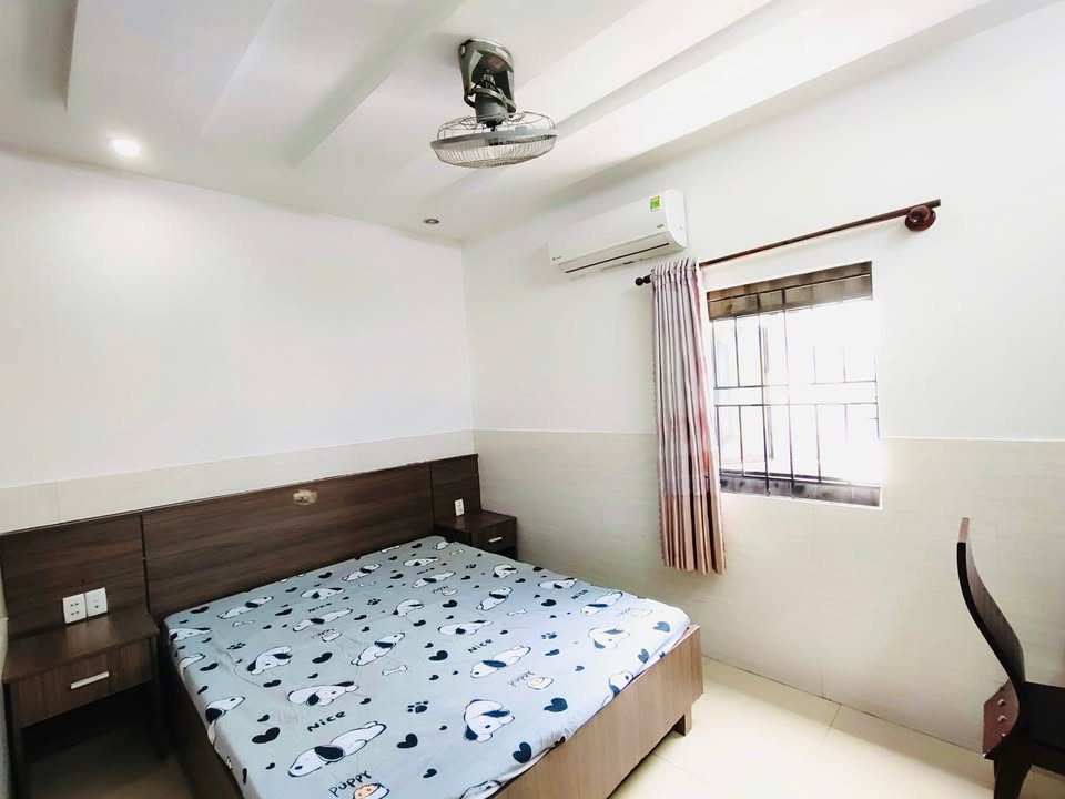 Căn hộ Vạn Hạnh Mall Quận 10, 4 triệu - Full nội thất, gần trường ĐH!