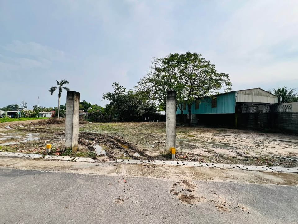 Đất thổ cư Tân Phú Trung, Củ Chi 175m² giá 2 tỷ - Sổ đỏ chính chủ!