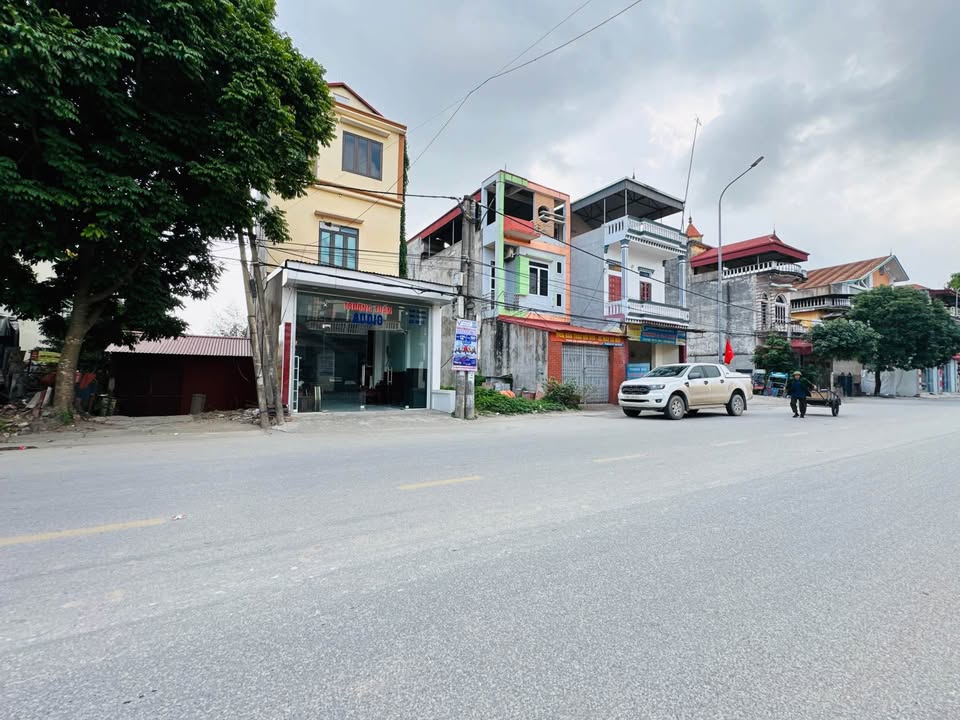 Nhà 2 tầng mặt tiền đường 281, Thị trấn Thứa 169m² giá 7 tỷ - Đầu tư sinh lời ngay!