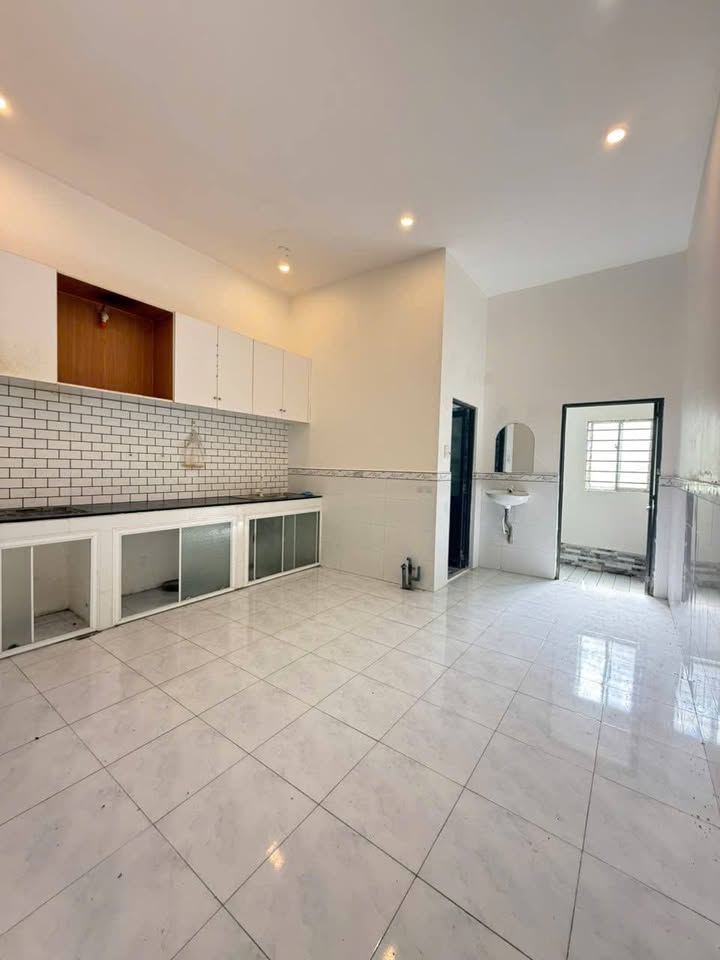 Nhà phố KDC Sáng Quang, Nguyễn Văn Linh, Sóc Trăng 72m² - Sổ hồng chính chủ, giá tốt!