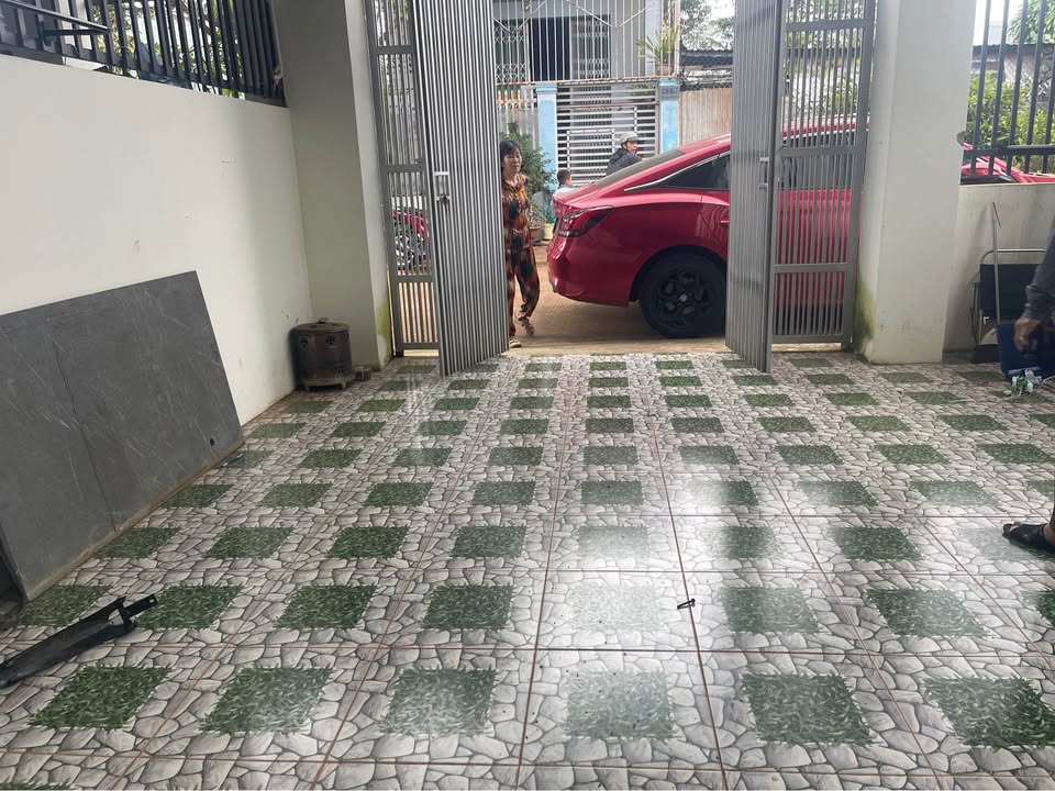 Nhà cho thuê 128 Đồng Khởi, Buôn Ma Thuột - Diện tích 137.5m², chỉ 5.5 triệu/tháng!