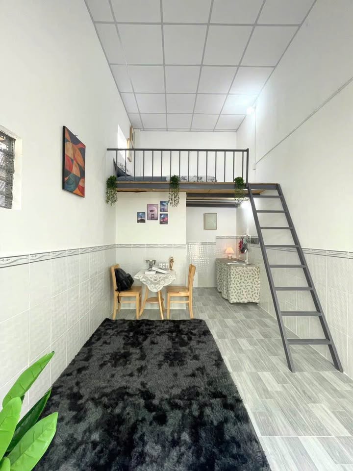 Phòng trọ gác cao Dĩ An 25m² - Mới xây 100% an ninh tuyệt đối!