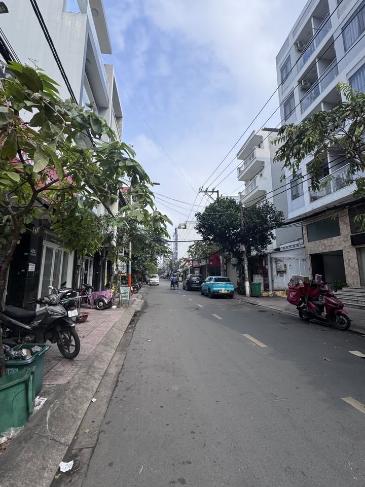 Nhà mặt tiền đường Nhất Chi Mai, Tân Bình 77m² giá 17.9 tỷ - Tiềm năng kinh doanh cao!