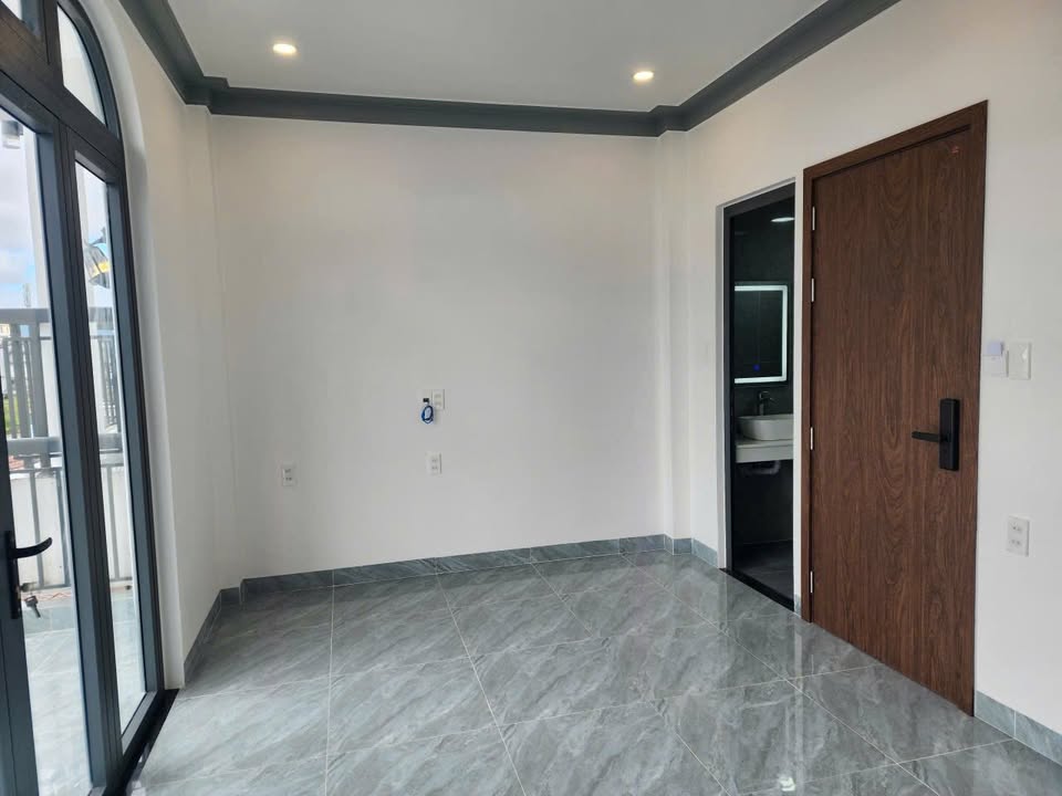 Nhà nguyên căn cho thuê tại Đà Lạt 4 tầng, 7 phòng ngủ - Phù hợp làm khách sạn hoặc văn phòng!