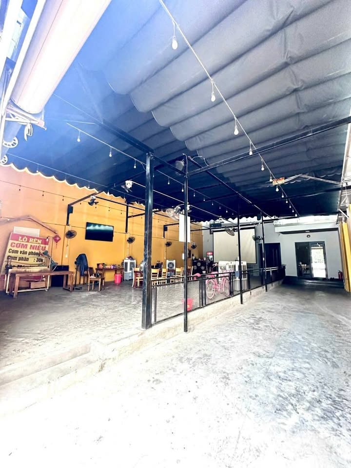 Nhà riêng An Phú, Bình Dương 300m² giá 12 tỷ - Bán gấp trong tháng!