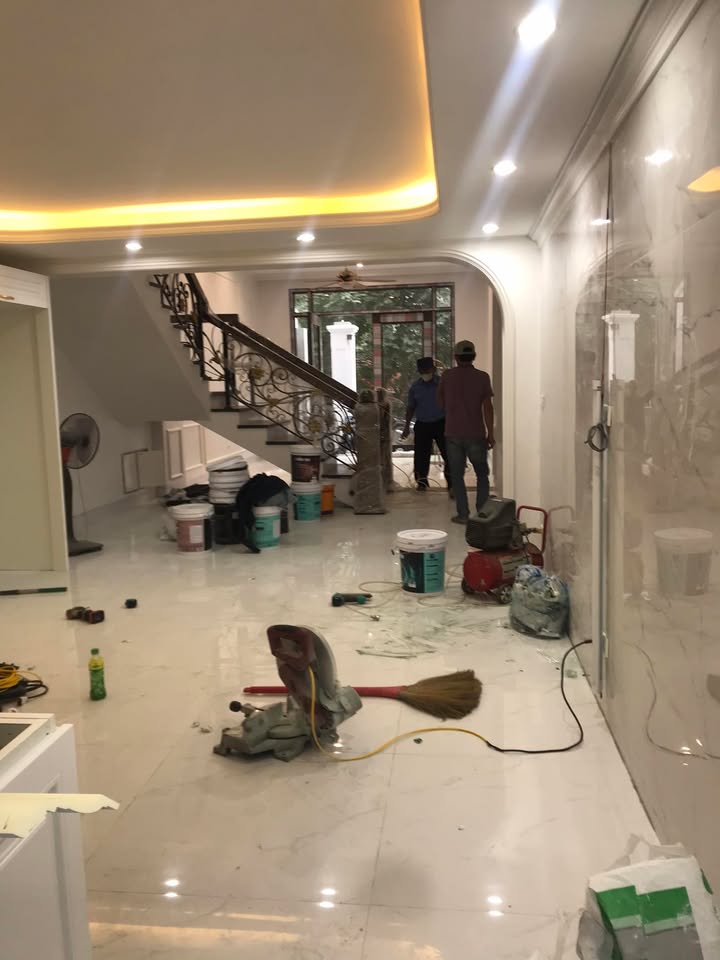 Nhà phố tân cổ điển 4 tầng Đông Hương 87m² giá 6 tỷ - Đón Tết rực rỡ!