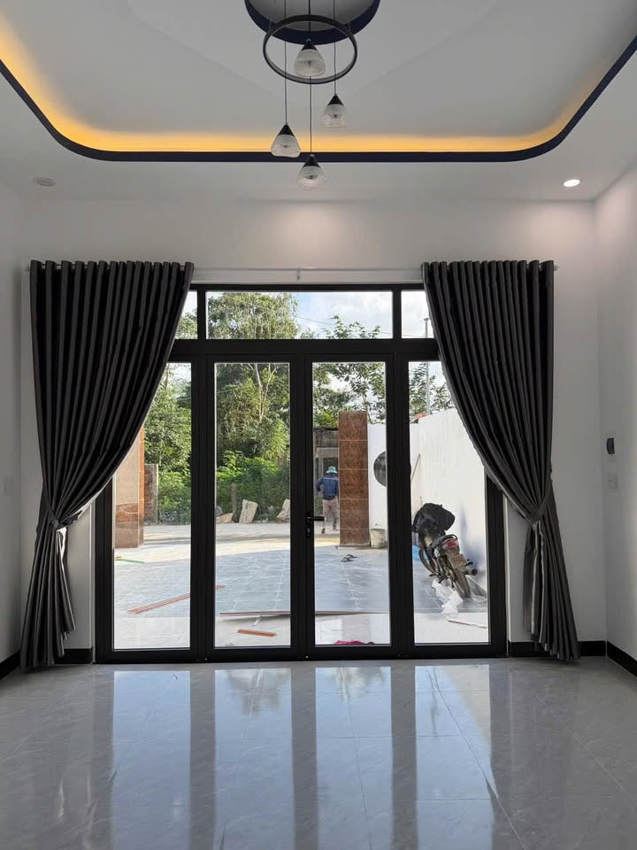 Nhà vườn Quảng Ngãi 317m² giá 2.15 tỷ - Phù hợp cho gia đình!