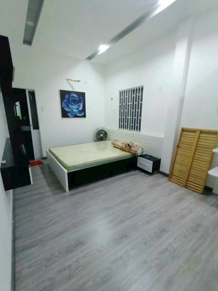 Nhà lầu đường Hiền Vương, phường Phú Thủy, 73m² giá 3.5 tỷ - Thiết kế hiện đại, sẵn sàng vào ở!