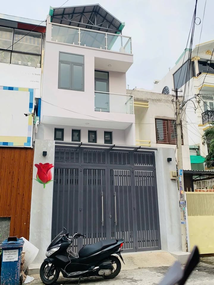 Văn phòng và nhà ở mặt tiền 10m tại Bình Thạnh 95m² giá 19.5 tỷ - Đầu tư sinh lời cao!