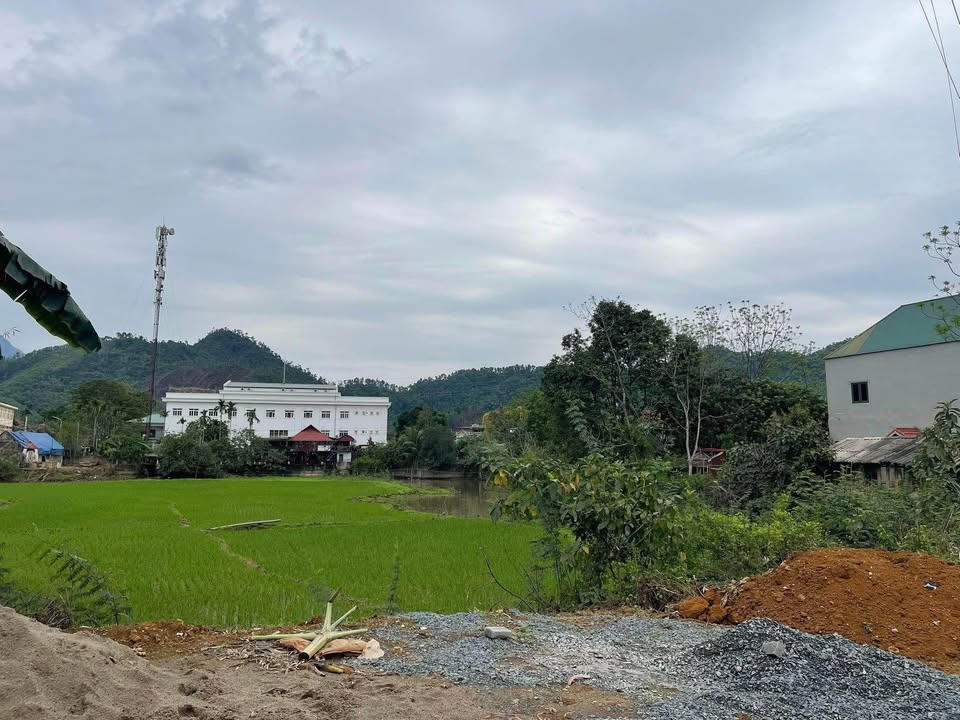 Đất nền Yên Trung, Thạch Thất 720m² giá thỏa thuận - View cánh đồng thoáng đãng!